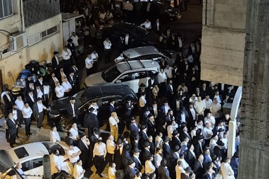 הלווית הרב מנחם שוקר