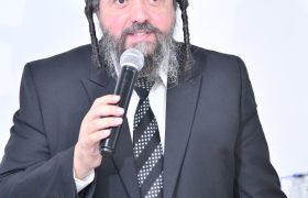 הרב רון אל אהרן