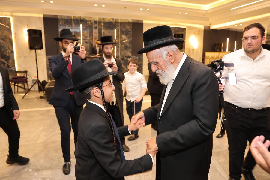 בר מצוה לנין הגרש מחפוד בן הרב יוסף דוד מוגרבי אלול תשפה צילום נועם אליהו (8)