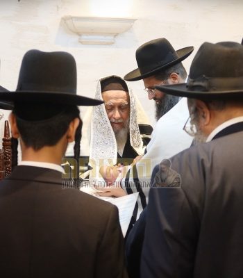 ברית לנין הרב יצחק רצאבי נכד הרב ישראל בן הרב בצלאל יב ניסן תשפו צילום אלנתן אלוני (11)