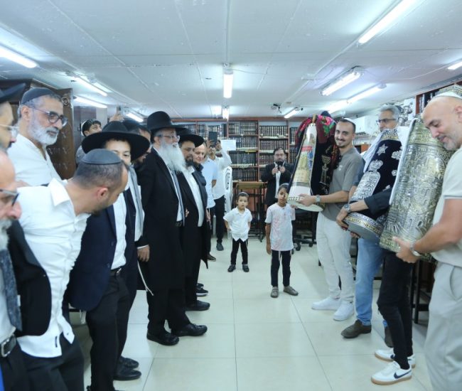הכנסת ספר תורה המאורות נס ציונה צילום דוד קשת (52)