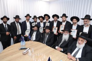 המאורות מעמד הכתרה יורה יורה טהרת המשפחה הרב ברוך עוקשי תמוז תשפו צילום נועם אליהו (35)
