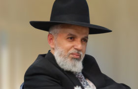 הגאון רבי אברהם עמרני שליט"א | צילום ועיבוד: אלנתן אלוני