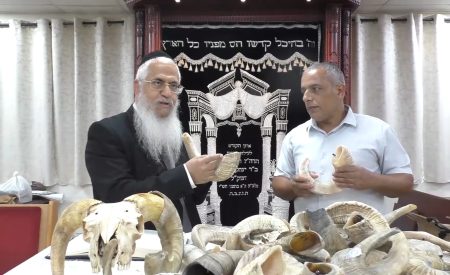 הרב יורם סרי צילום מסך