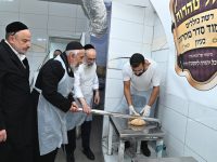 הרב יצחק רצאבי אפיית מצות אדר תשפו (10)