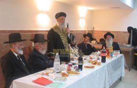 הרב יצחק רצאבי ירושלים שבע ברכות בת הרב משה רצאבי בן הרב אלמוג שלמה אכלופי פרשת ראה תשפו (42)