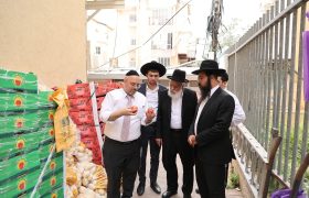 חלוקת קמחא דפסחא זכריהו (15)