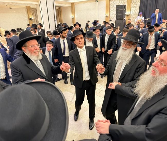 חתונת בן הרב אברהם אבידר אייר תשפו צילום איתמר בצלאלי (4)