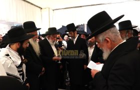 חתונת בן הרב אלמוג שלמה אכלופי בת הרב משה רצאבי אב תשפו צילום שפה (2)