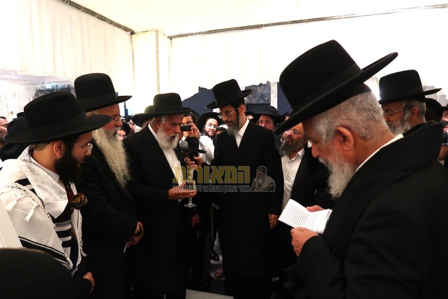 חתונת בן הרב אלמוג שלמה אכלופי בת הרב משה רצאבי אב תשפו צילום שפה (2)