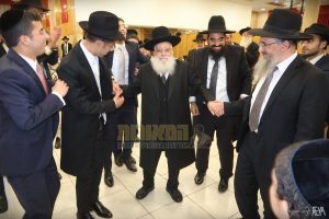 חתונת נכדת הרב פנחס קורח בת לחתנו הרב יחיאל גיאת אדר תשפו צילום אלנתן אלוני (42)