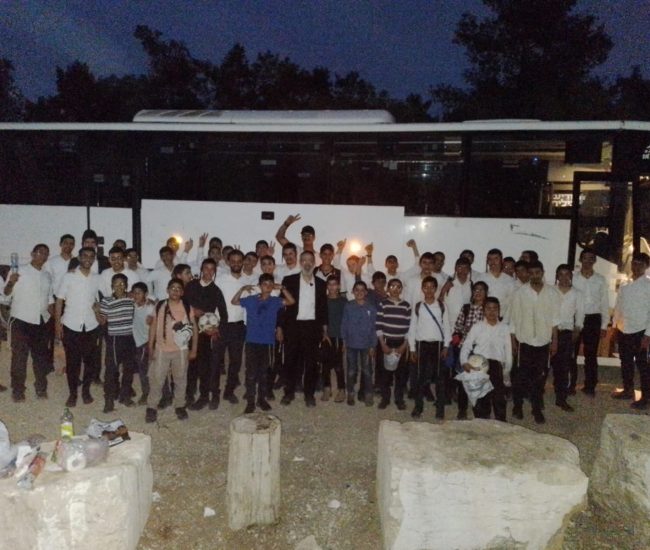 טיול ישיבת בין הזמנים אורות שלום ולאה עוד יוסף חי מודיעין עילית ניסן תשפו (6)