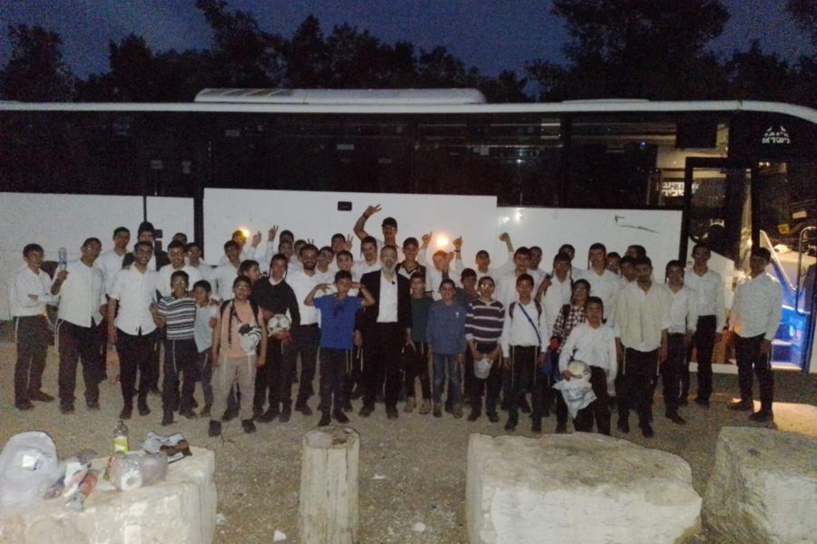 טיול ישיבת בין הזמנים אורות שלום ולאה עוד יוסף חי מודיעין עילית ניסן תשפו (6)