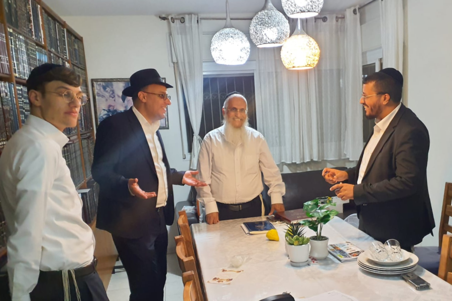 יוני משרקי אצל הרב יורם סרי עשית תשפו (1)