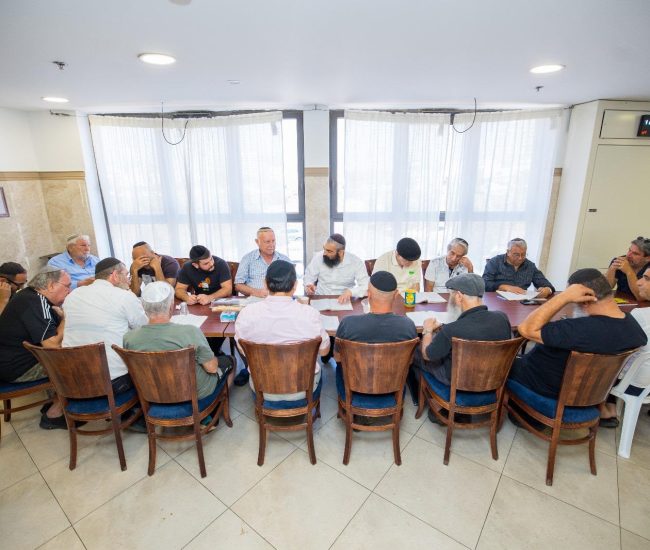 כולל תפארת זקנים לוי יצחק (2)