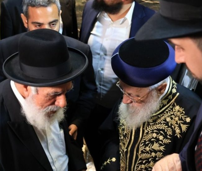 עצרת נגד הגיוס בני ברק תמוז תשפו צילום אריאל סר (1)