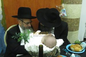 פדיון הבן לנין הרב חיים מגורי נכד הרב הראל צובירי בן הרב יאיר צובירי (1)
