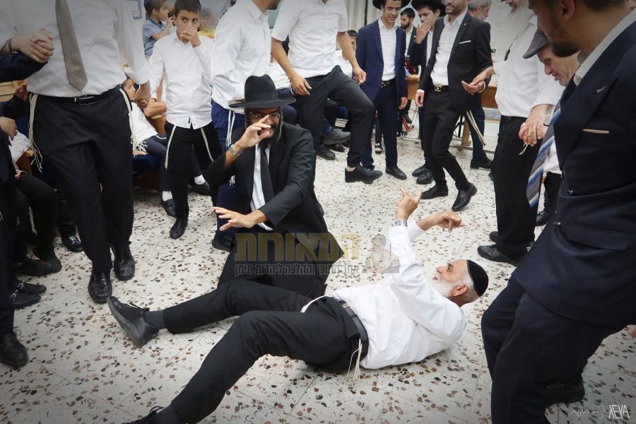 שמחת בית השואבה תפארת אחים בב סוכות תשפו צילום אלנתן אלוני (15)