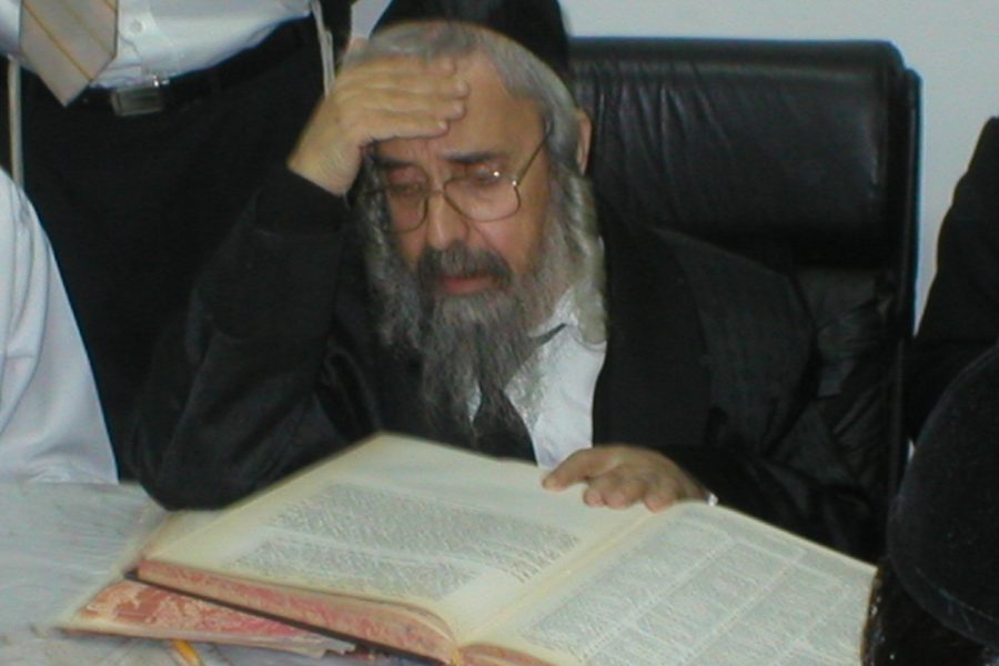 מרן הגר"ש קורח זצ"ל בלימודו | צילום ארכיון